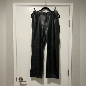 Curve love Abercrombie & Fitch vegan leather 90s straight pant ultra high rise